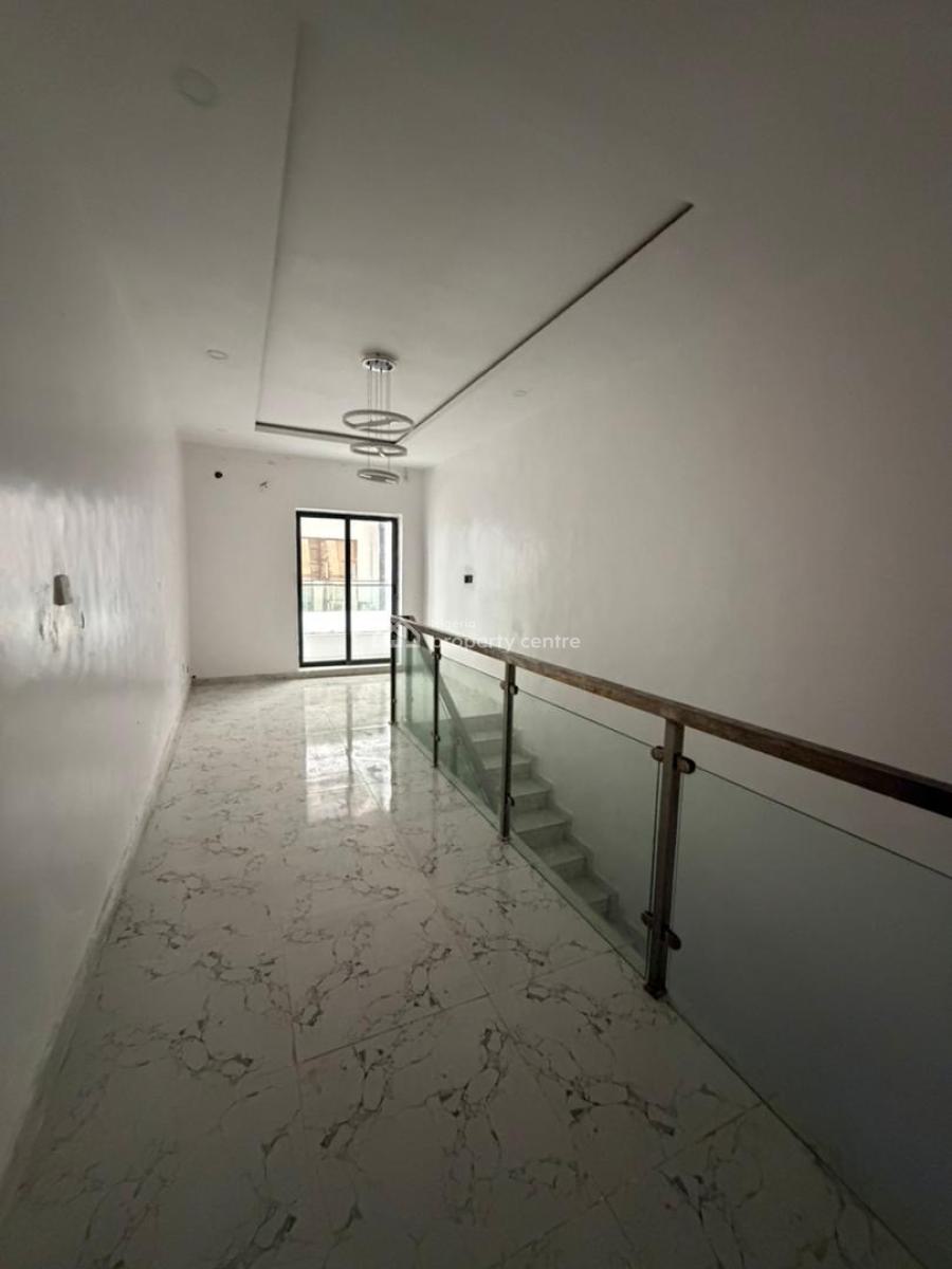 Exquisite 3 Bedroom Maisonette with Pool Gym, Ikate, Lekki Phase 1, Lekki, Lagos, Flat / Apartment for Rent