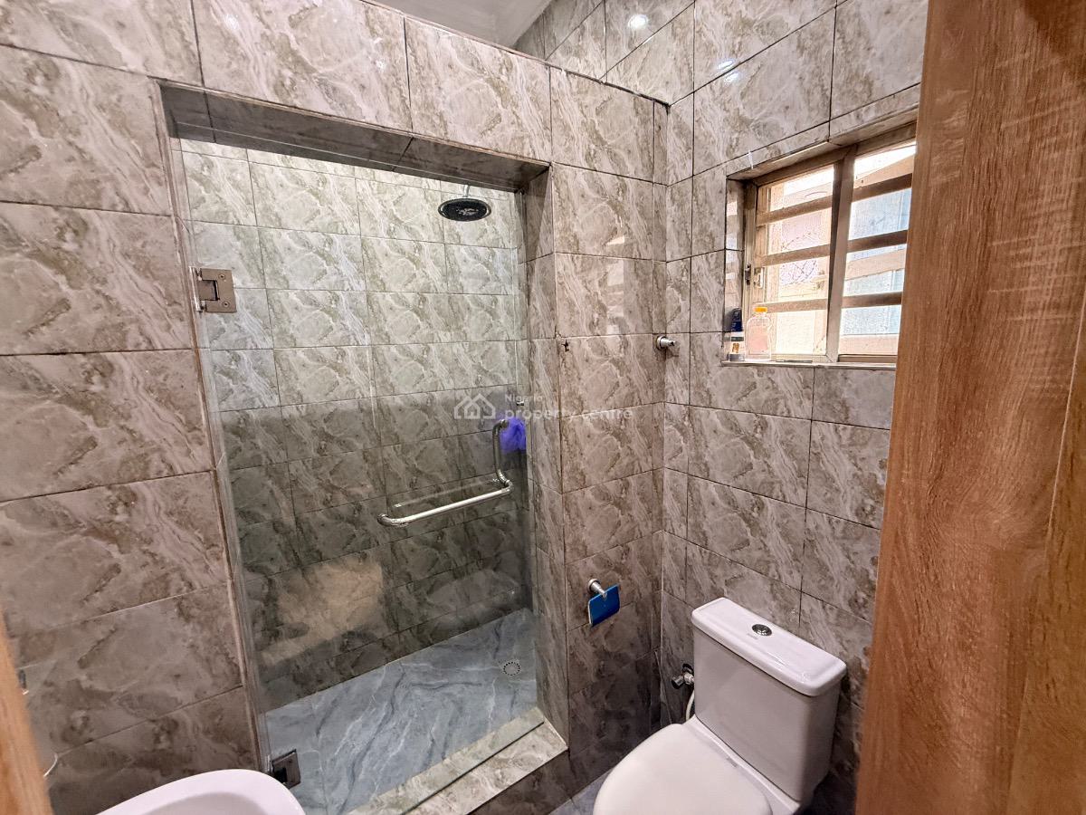 3 Bedroom Bungalow, Lekki Scheme 2 Estatev, Ilaje, Ajah, Lagos, Flat / Apartment for Rent