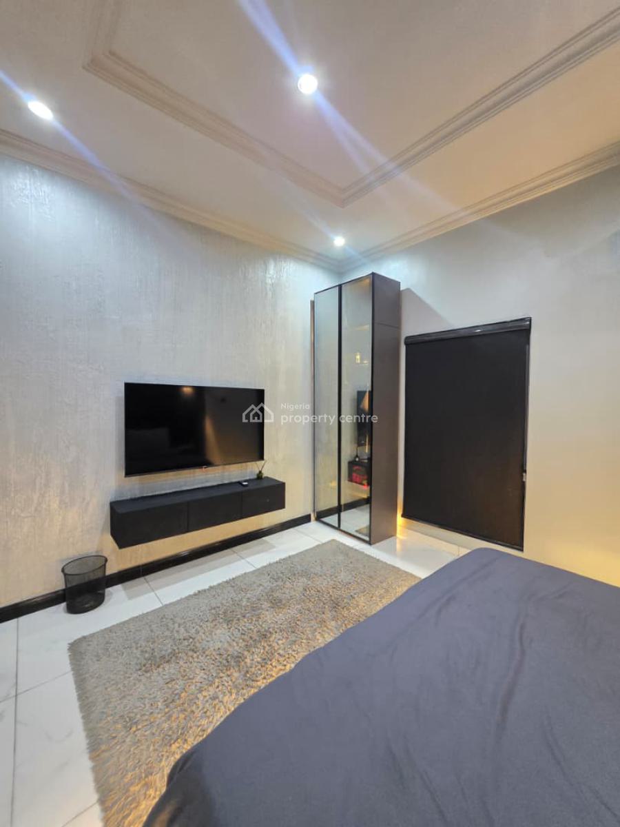 Luxury 1 Bedroom Apartment with Elevator and Swimming Pool, Cool Aesthetics, Lekki Phase 1, Lekki, Lagos, Flat / Apartment Short Let