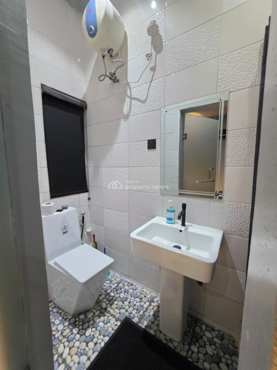 Luxury 1 Bedroom Apartment with Elevator and Swimming Pool, Cool Aesthetics, Lekki Phase 1, Lekki, Lagos, Flat / Apartment Short Let