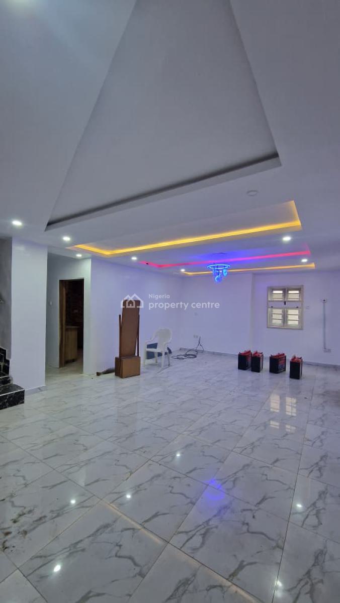 4 Bedroom Duplex with Two Bq Attached, Emmanuel Est, Ile Tuntun, Jericho, Ibadan, Oyo, Semi-detached Duplex for Sale