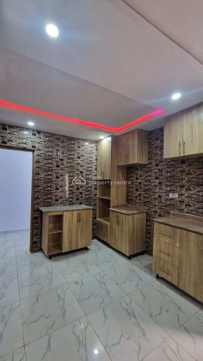 4 Bedroom Duplex with Two Bq Attached, Emmanuel Est, Ile Tuntun, Jericho, Ibadan, Oyo, Semi-detached Duplex for Sale