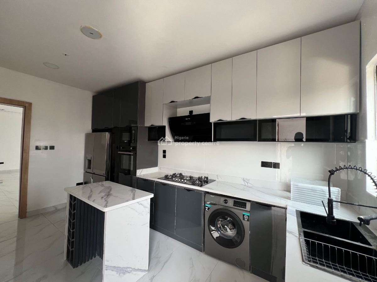 Luxury 2 Bedroom Apartment with Bq, Off Freedom Way, Lekki Phase 1, Lekki, Lagos, Flat / Apartment for Sale