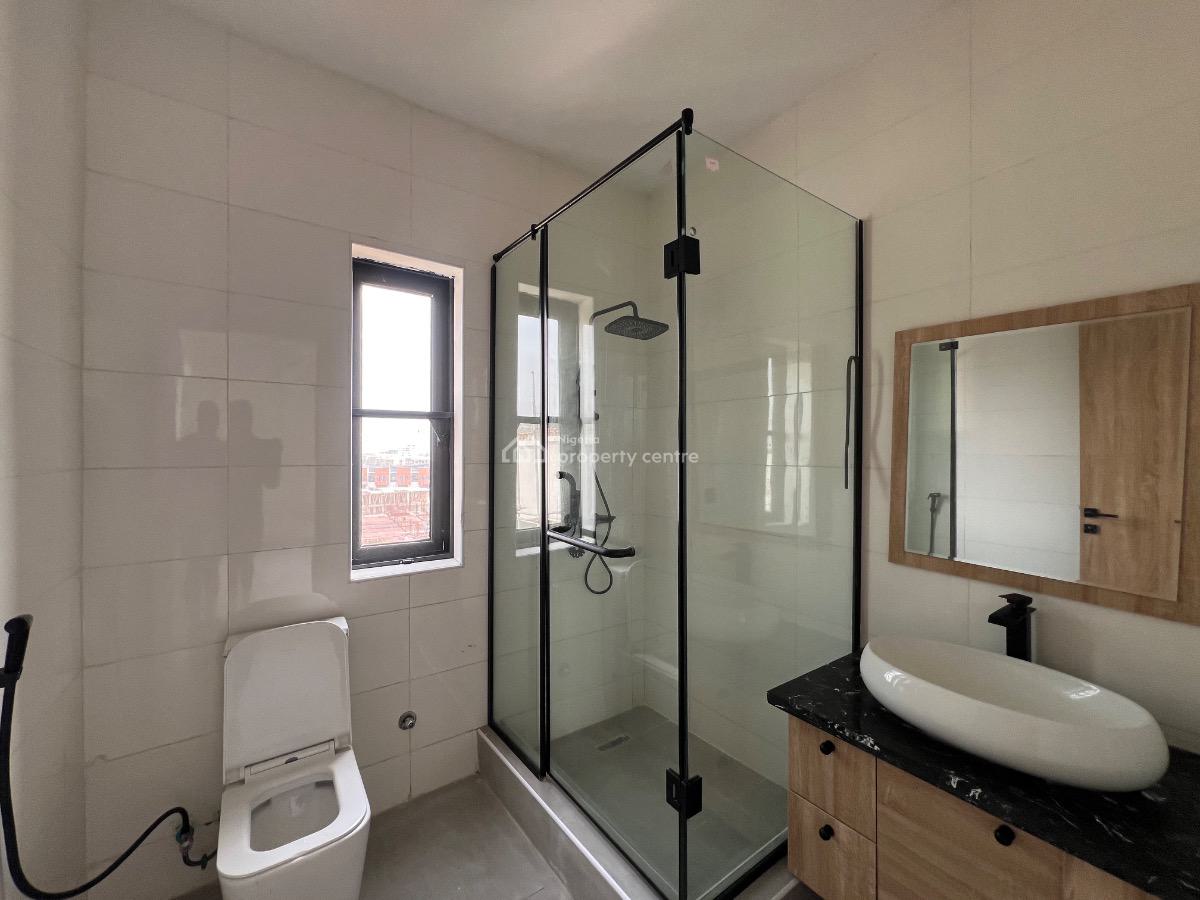 Luxury 2 Bedroom Apartment with Bq, Off Freedom Way, Lekki Phase 1, Lekki, Lagos, Flat / Apartment for Sale