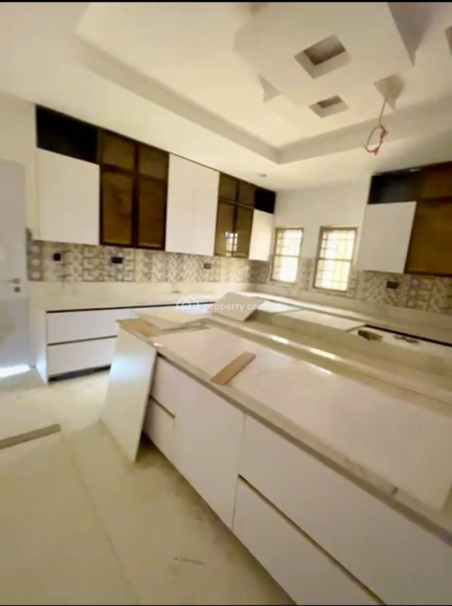 Luxury 7-bedroom Duplex, Guzape District, Abuja, Detached Duplex for Sale