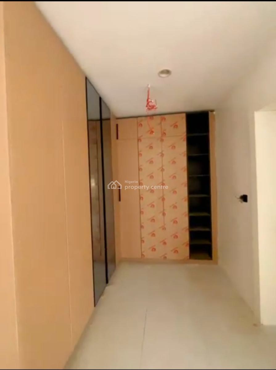 Luxury 7-bedroom Duplex, Guzape District, Abuja, Detached Duplex for Sale