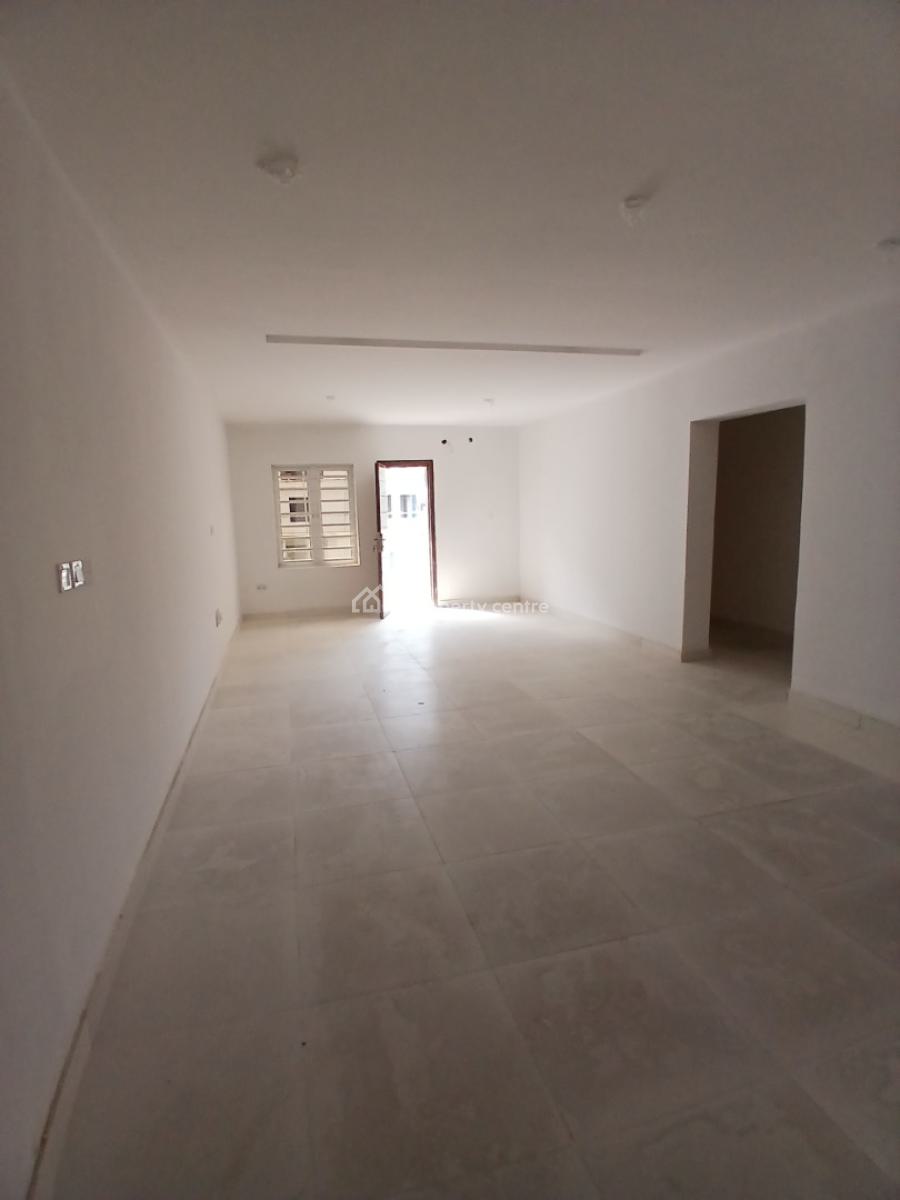 Newly Built and Serviced with 24/7 Power Supply 2 Bedroom En-suite Fla, Ikate Elegushi, Lekki, Lagos, Flat / Apartment for Rent