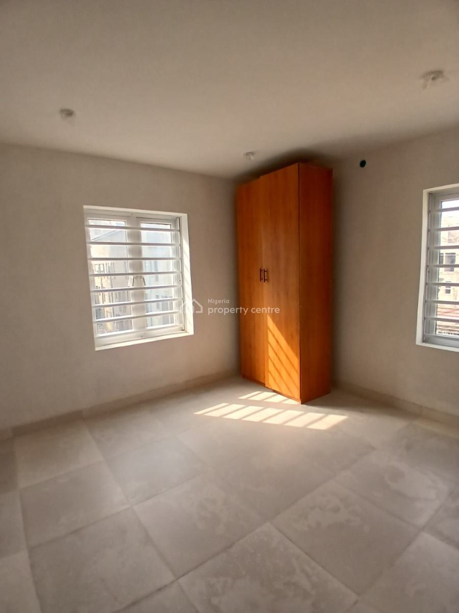 Newly Built and Serviced with 24/7 Power Supply 2 Bedroom En-suite Fla, Ikate Elegushi, Lekki, Lagos, Flat / Apartment for Rent