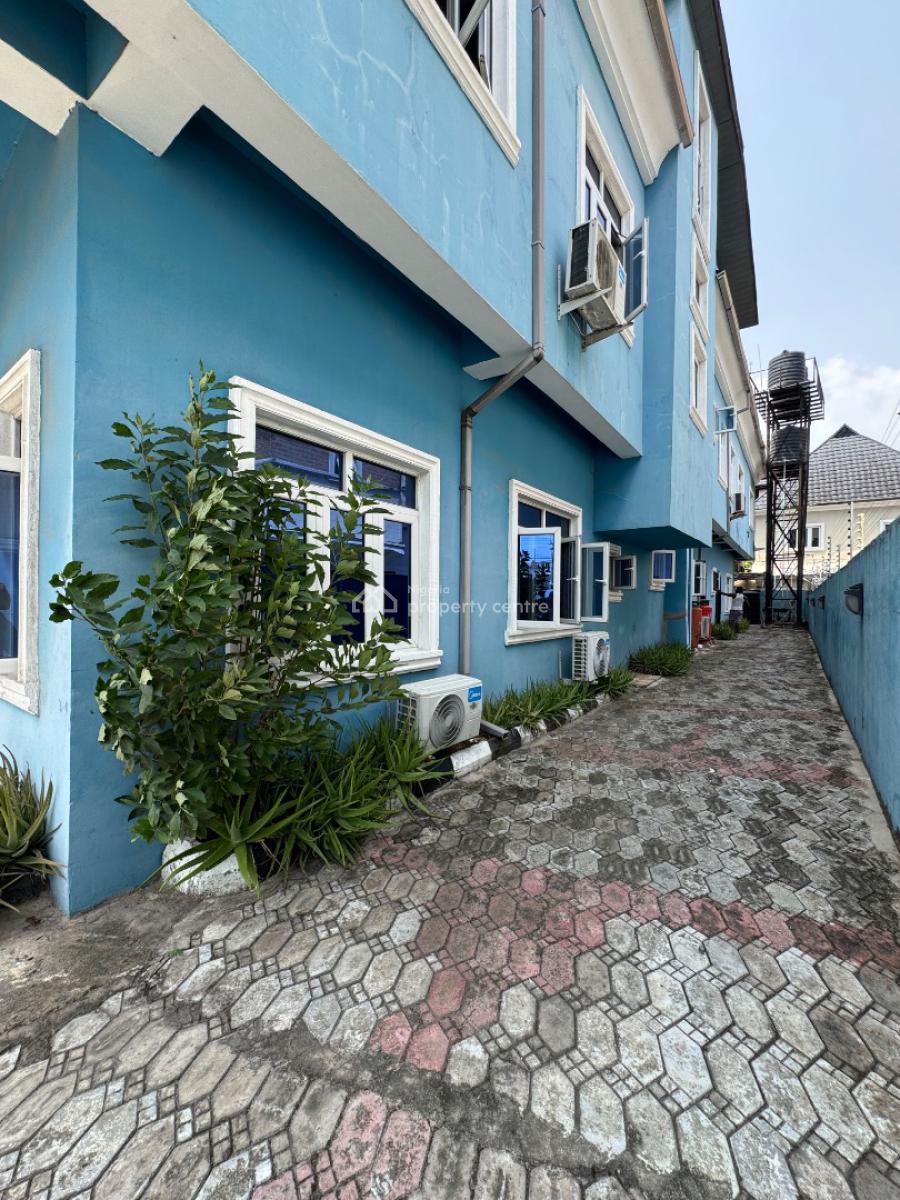 Sharp and Well Maintained 2  Bedroom Terrace Duplex, Lekki Phase 1, Lekki, Lagos, Terraced Duplex for Rent