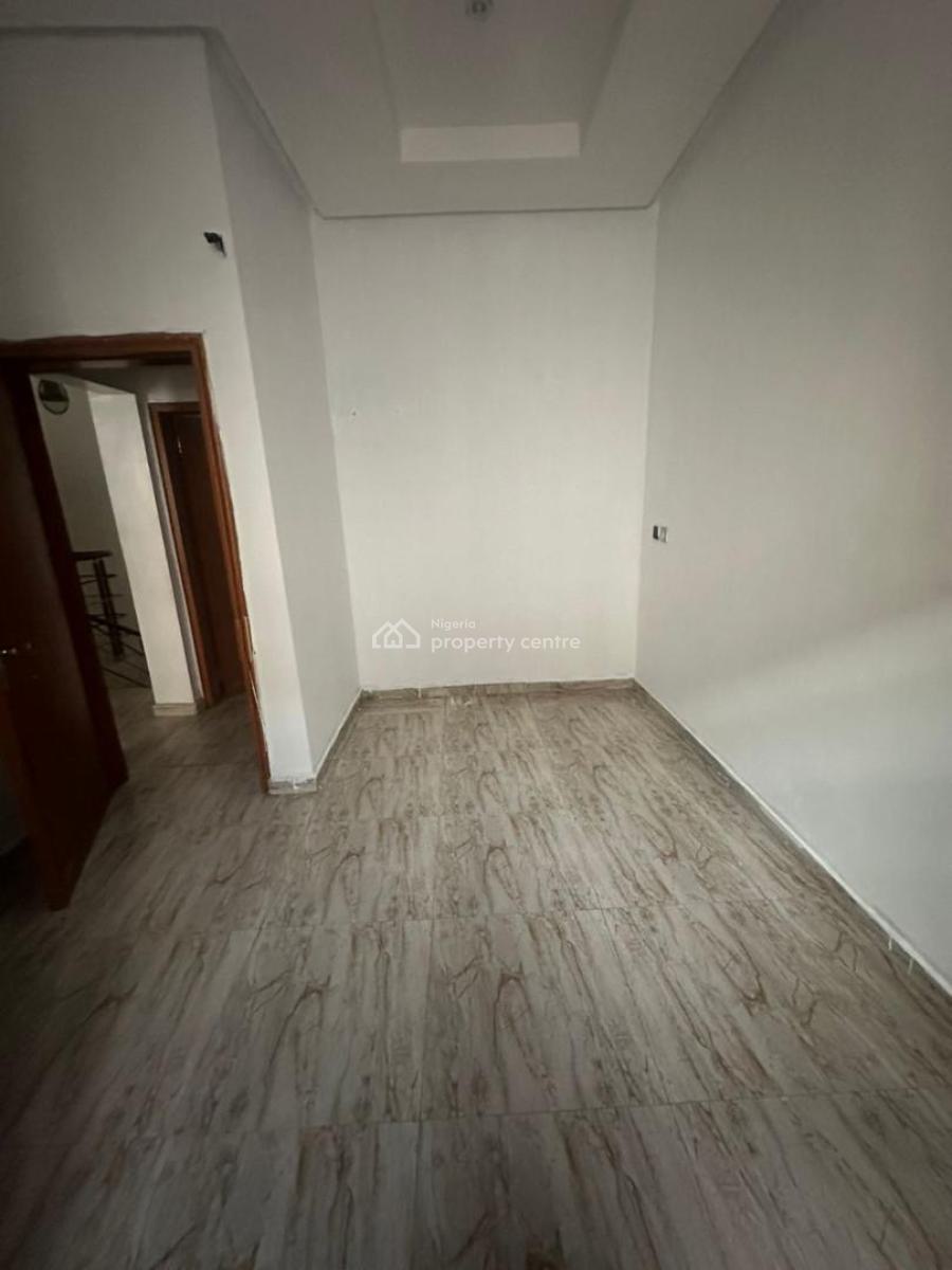 Exquisite Single Room Shared Apartment, Osapa London, Lekki Phase 1, Lekki, Lagos, Flat / Apartment for Rent