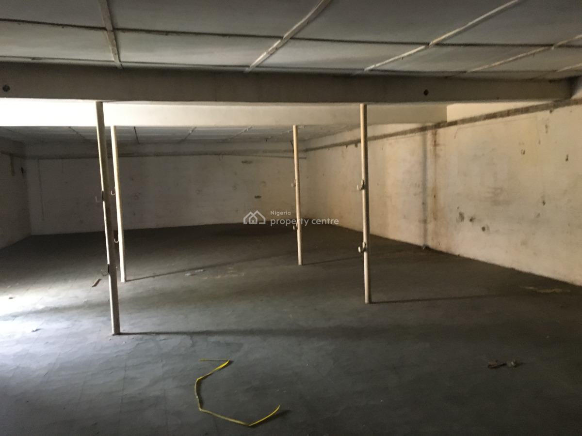 172sqm Open Plan Office Space/storage, Ikorodu Road, Ojota, Lagos, Warehouse for Rent