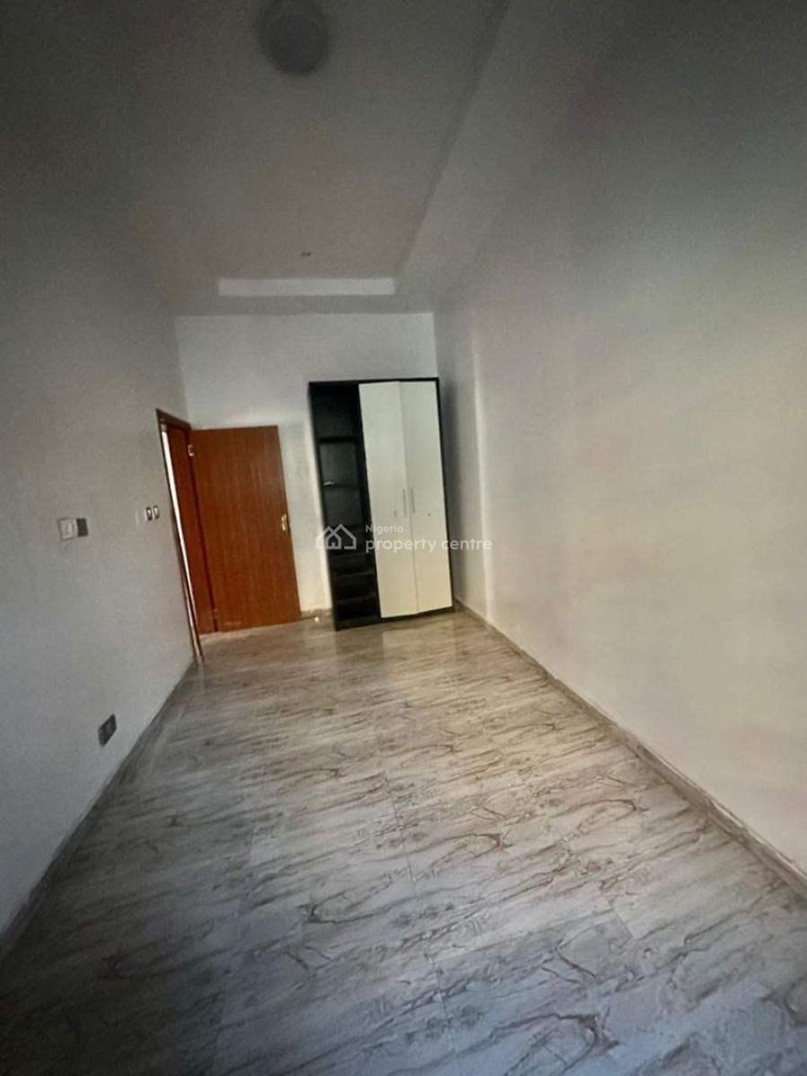 Exquisite Spacious Single Room Shared Apartment, Osapa London, Lekki Phase 1, Lekki, Lagos, Flat / Apartment for Rent