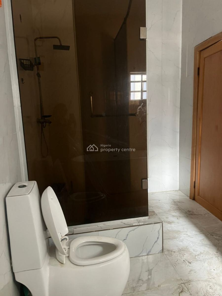 Massive Master Bedroom, Chevy View, Lekki, Lagos, Self Contain (single Rooms) for Rent