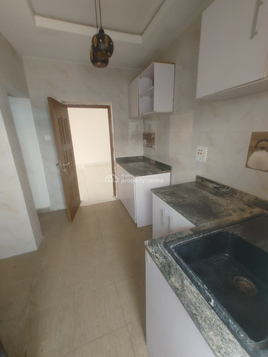 Spacious Luxury 2 Bedroom at Olokonla, Upstairs., Olokonla, Olokonla, Ajah, Lagos, Flat / Apartment for Rent