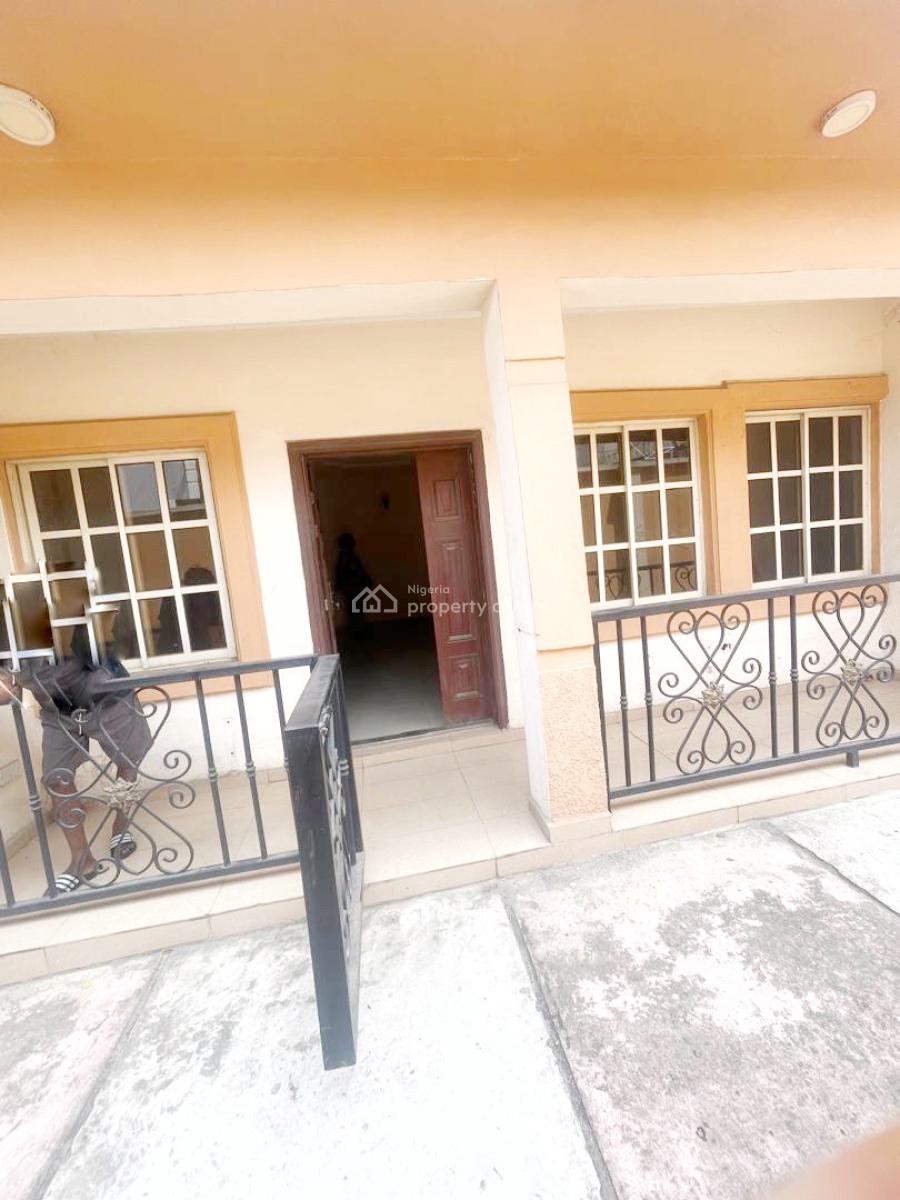a Well Maintained Spacious 3 Bedroom Flat, Gra Phase 1, Magodo, Lagos, Flat / Apartment for Rent