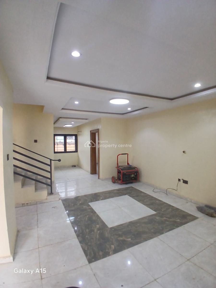 Well Finished 5 Bedrooms Terrace Duplex on 2 Floors with a Bq., Mabushi, Abuja, Terraced Duplex for Rent