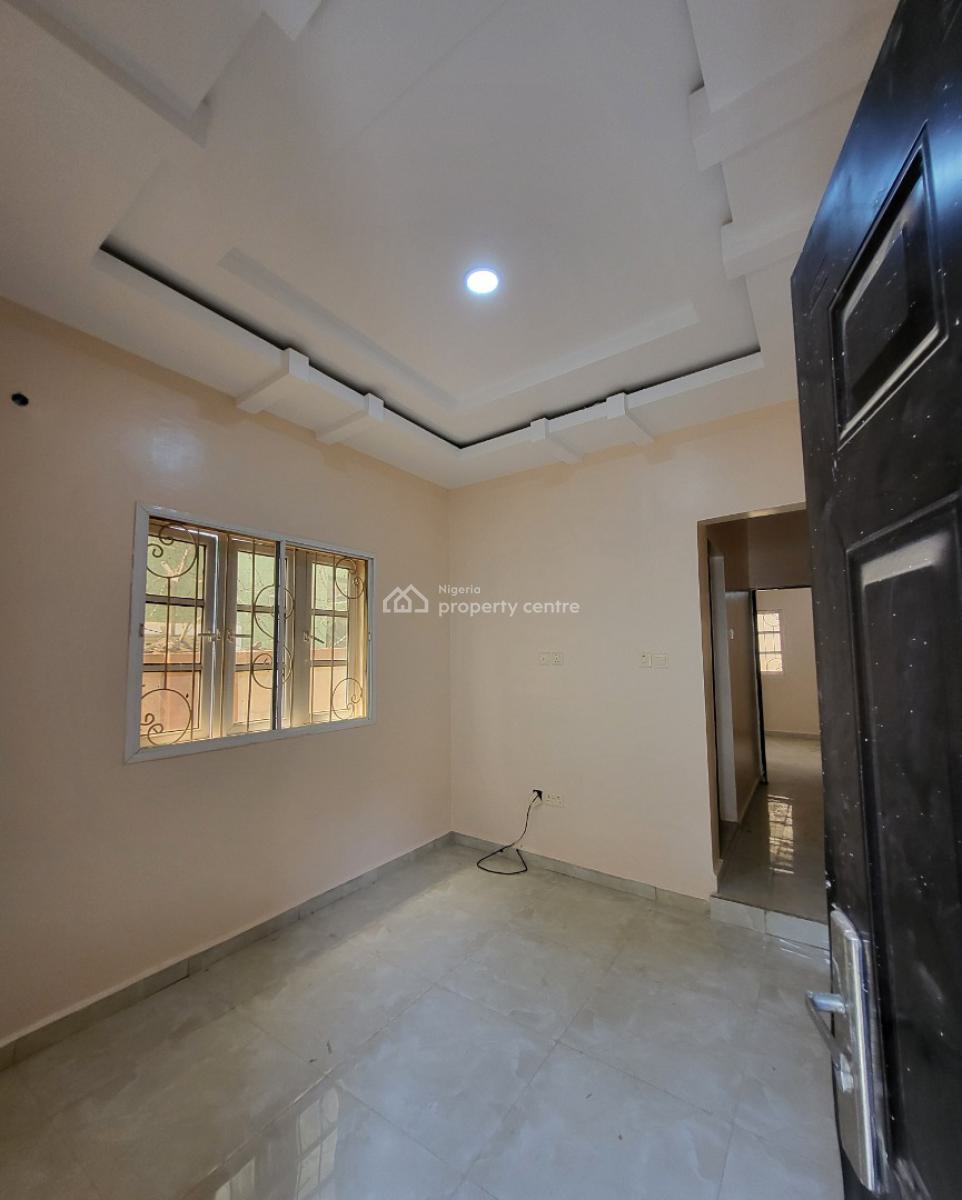 Luxurious Massive 1 Bedroom Flat, Zone E Extension, Apo Resettlement, Apo, Abuja, Flat / Apartment for Rent