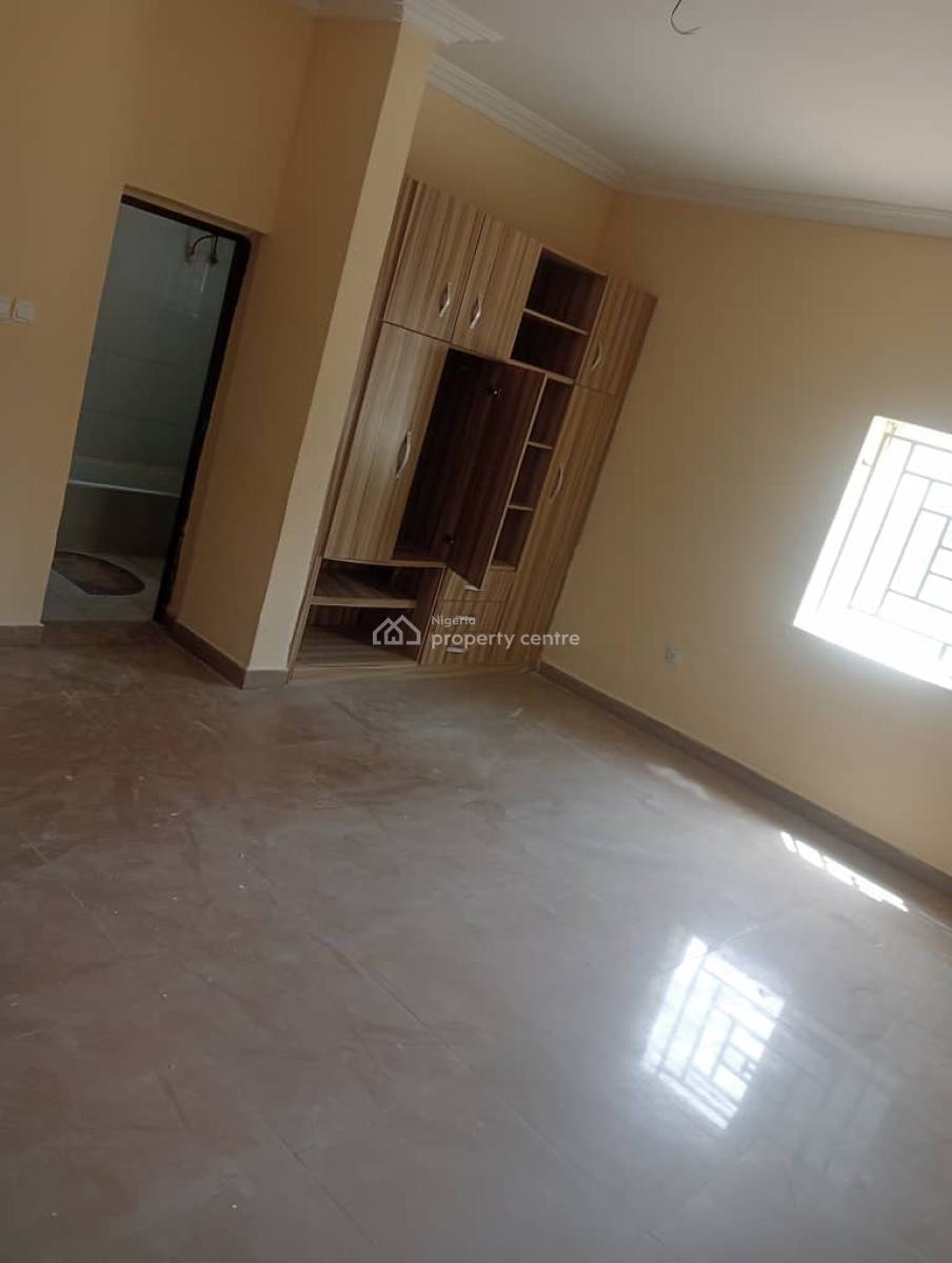 Standard and Spacious 2bedrooms on a Tarred Road, Fo1 Layout, Kubwa, Abuja, Flat / Apartment for Rent