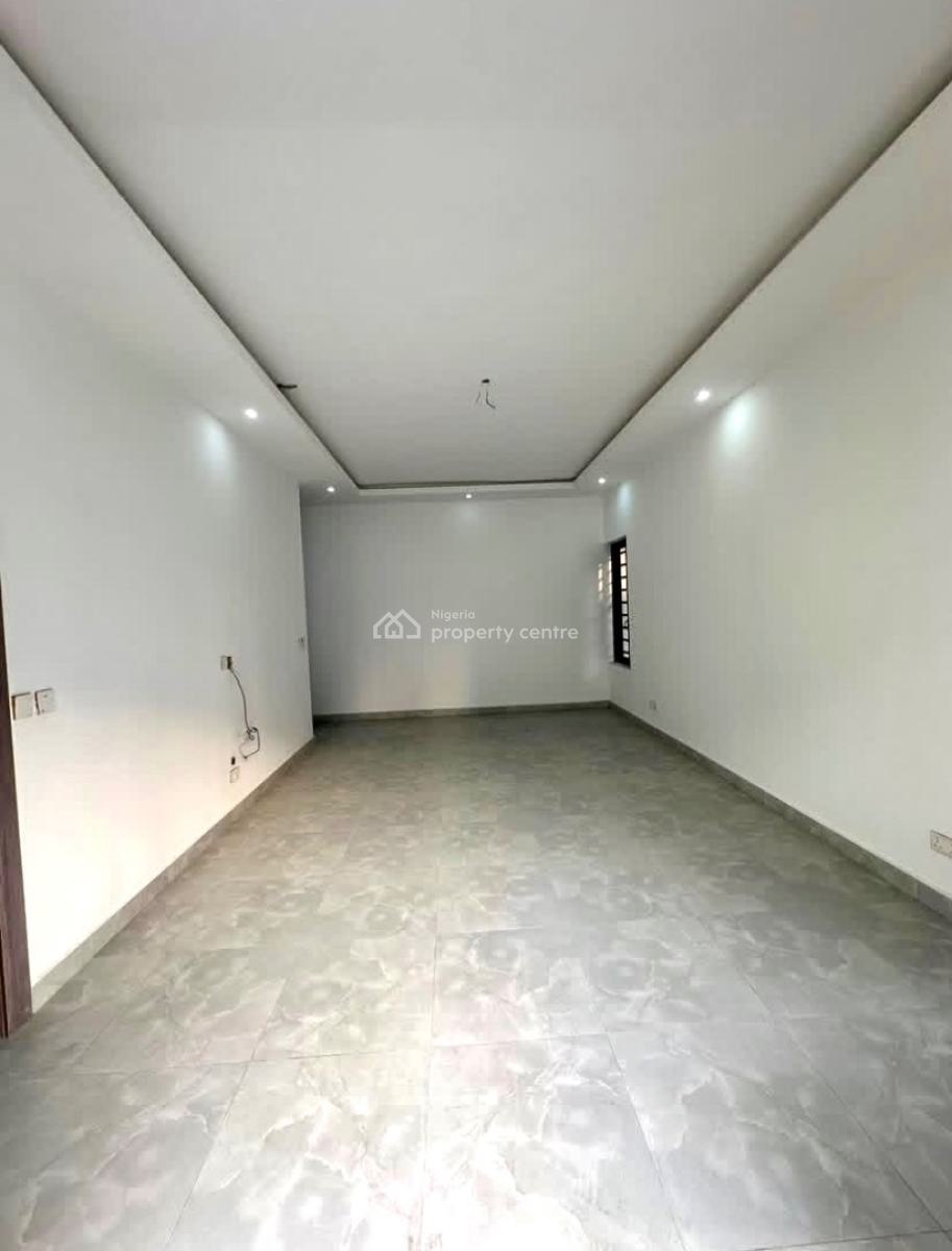 Luxury and Spacious 3 Bedroom Apartment with 24hrs Light,elevator & Bq, Lekki Right, Lekki, Lagos, Flat / Apartment for Rent