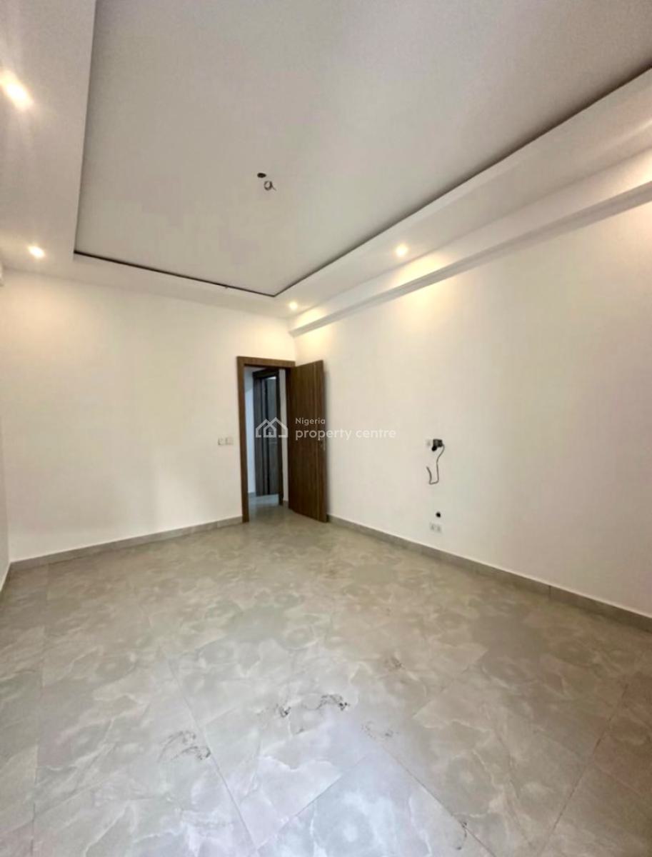 Luxury and Spacious 3 Bedroom Apartment with 24hrs Light,elevator & Bq, Lekki Right, Lekki, Lagos, Flat / Apartment for Rent