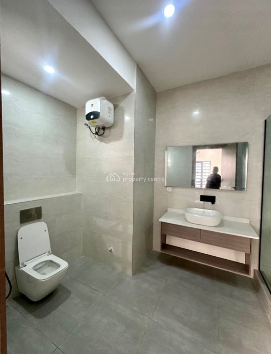 Luxury and Spacious 3 Bedroom Apartment with 24hrs Light,elevator & Bq, Lekki Right, Lekki, Lagos, Flat / Apartment for Rent