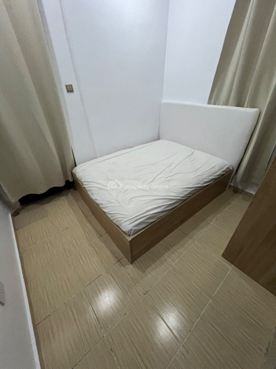 Partly Furnished and Fully Serviced Room & Parlour in Osapa London, Osapa London Estate, Osapa, Lekki, Lagos, Mini Flat (room and Parlour) for Rent