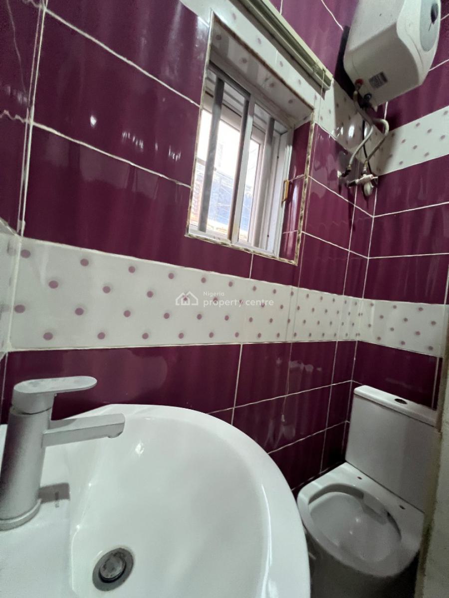 Partly Furnished and Fully Serviced Room & Parlour in Osapa London, Osapa London Estate, Osapa, Lekki, Lagos, Mini Flat (room and Parlour) for Rent