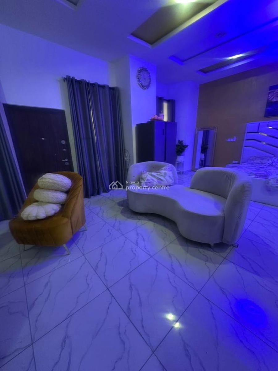 Fully Furnished Master Bedroom, Osapa London, Lekki Phase 1, Lekki, Lagos, Flat / Apartment for Rent