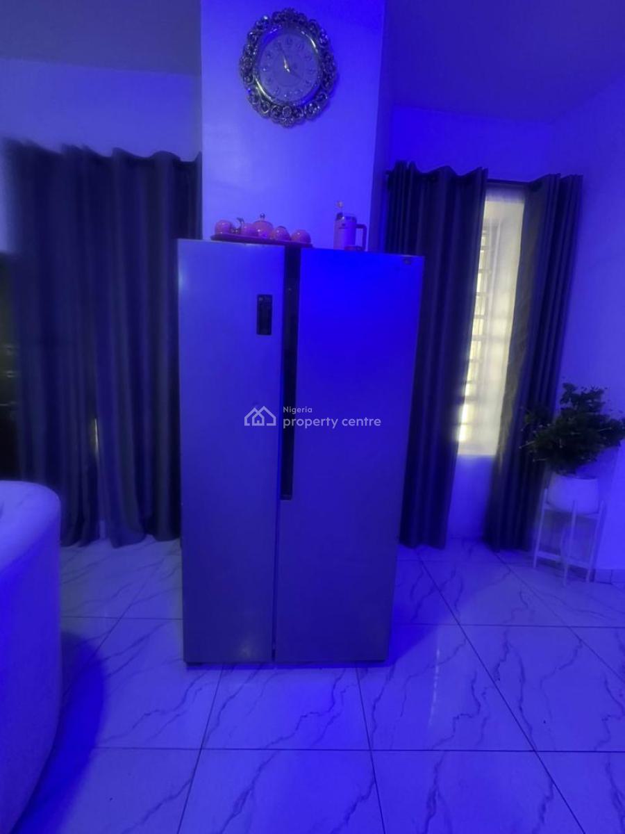 Fully Furnished Master Bedroom, Osapa London, Lekki Phase 1, Lekki, Lagos, Flat / Apartment for Rent