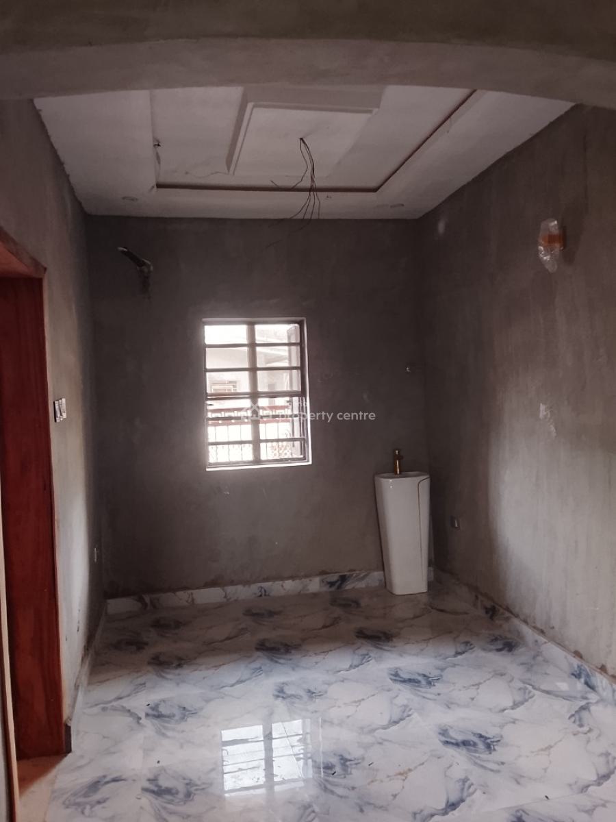 Luxury Newly Built 2 Bedroom Flat, Canal Estate Off Grandmate, Ago Palace, Isolo, Lagos, Flat / Apartment for Rent