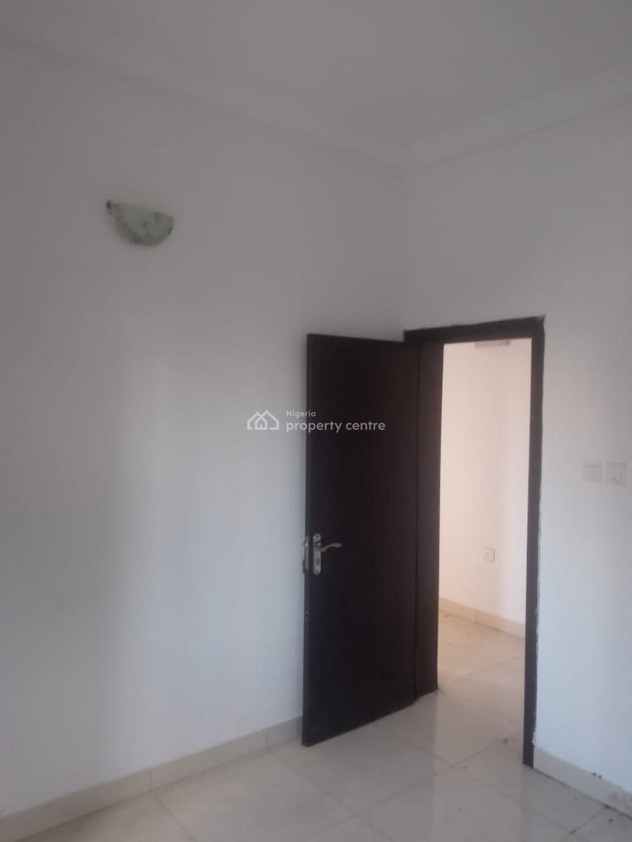 Beautiful Flat, By Aptech Estate Road, Sangotedo, Ajah, Lagos, Mini Flat (room and Parlour) for Rent
