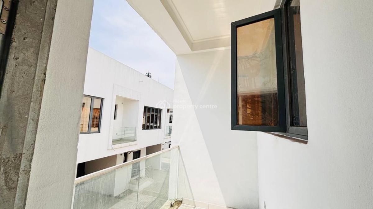 Exquisite 3 Bedroom Terrace Duplex, Chevron, Lekki Phase 2, Lekki, Lagos, Terraced Duplex for Sale