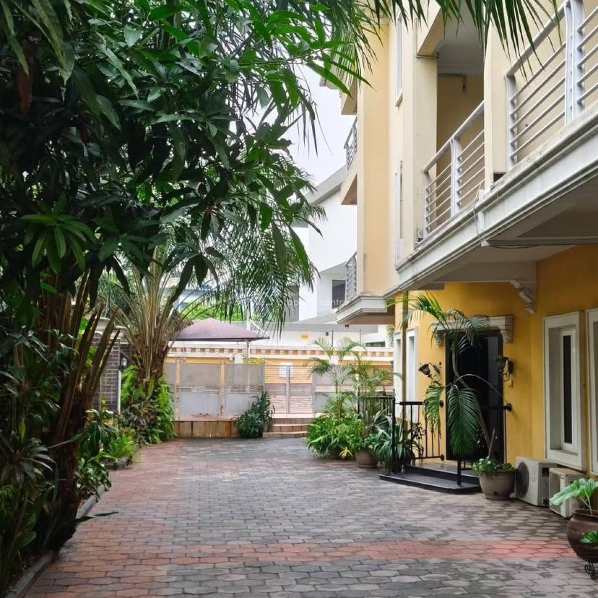 4 Bedroom Terrace House with All Rooms En-suite, 2nd Avenue Banana Island, Ikoyi, Lagos, Terraced Duplex for Rent