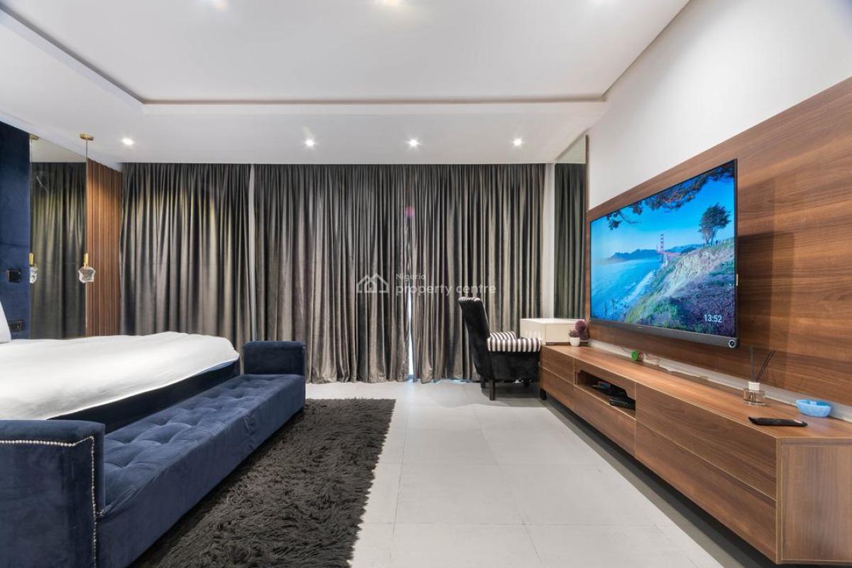 Exquisite & Spacious 4 Bedroom Duplex with Snooker Table, Comfortable Stay, Secure Environment 7, Lekki Phase 1, Lekki, Lagos, House Short Let