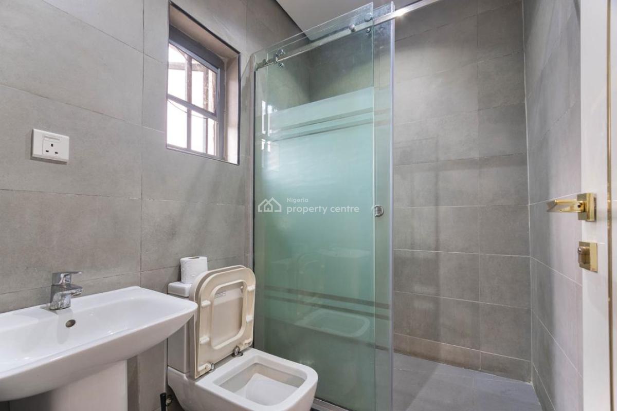 Exquisite & Spacious 4 Bedroom Duplex with Snooker Table, Comfortable Stay, Secure Environment 7, Lekki Phase 1, Lekki, Lagos, House Short Let