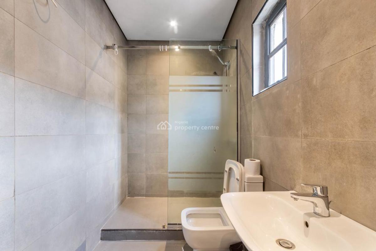 Exquisite & Spacious 4 Bedroom Duplex with Snooker Table, Comfortable Stay, Secure Environment 7, Lekki Phase 1, Lekki, Lagos, House Short Let