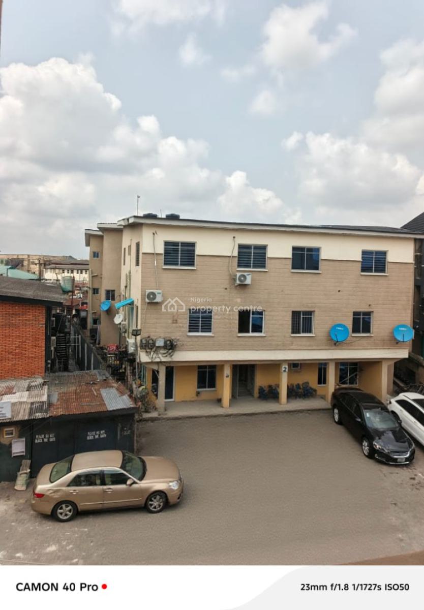 Lovely Mini Flat, Fola Agoro, Yaba, Lagos, Mini Flat (room and Parlour) for Rent