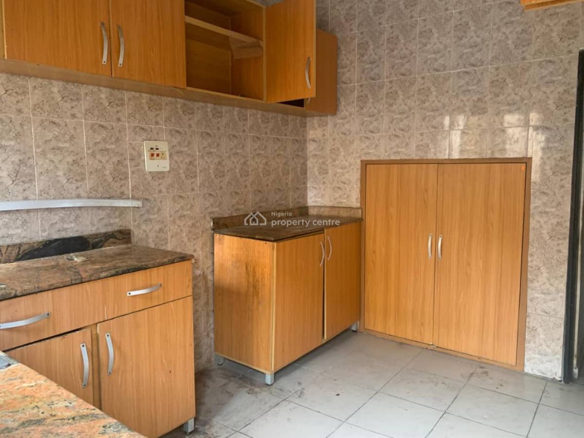 4 Bedroom Semi Detached with a Room Bq, Mobolaji Johnson Estate, Lekki Phase 1, Lekki, Lagos, Semi-detached Duplex for Rent