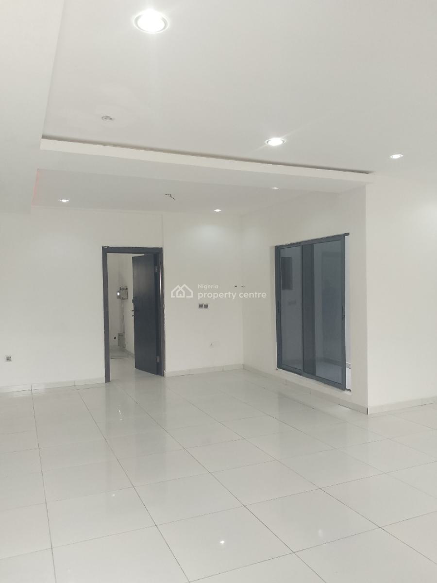 Very Spacious and Newly Out 3 Bedroom Terrace Duplex with Bq, Mobile Road, Ilaje, Ajah, Lagos, Terraced Duplex for Rent