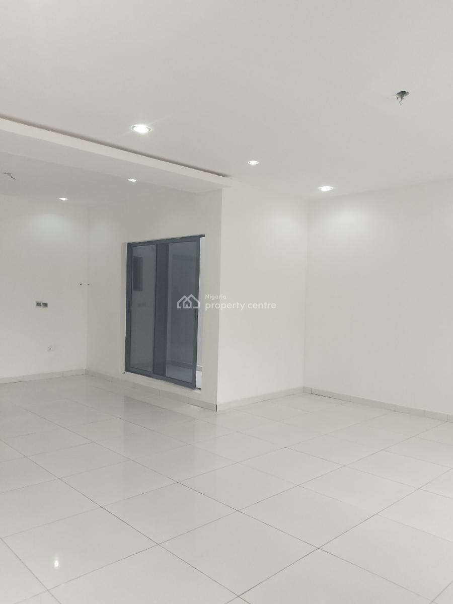 Very Spacious and Newly Out 3 Bedroom Terrace Duplex with Bq, Mobile Road, Ilaje, Ajah, Lagos, Terraced Duplex for Rent