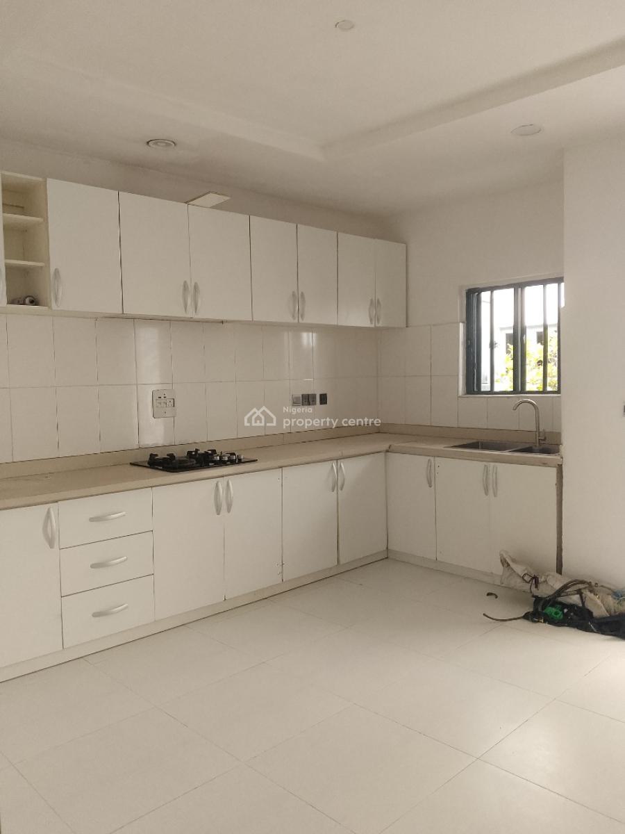 Very Spacious and Newly Out 3 Bedroom Terrace Duplex with Bq, Mobile Road, Ilaje, Ajah, Lagos, Terraced Duplex for Rent