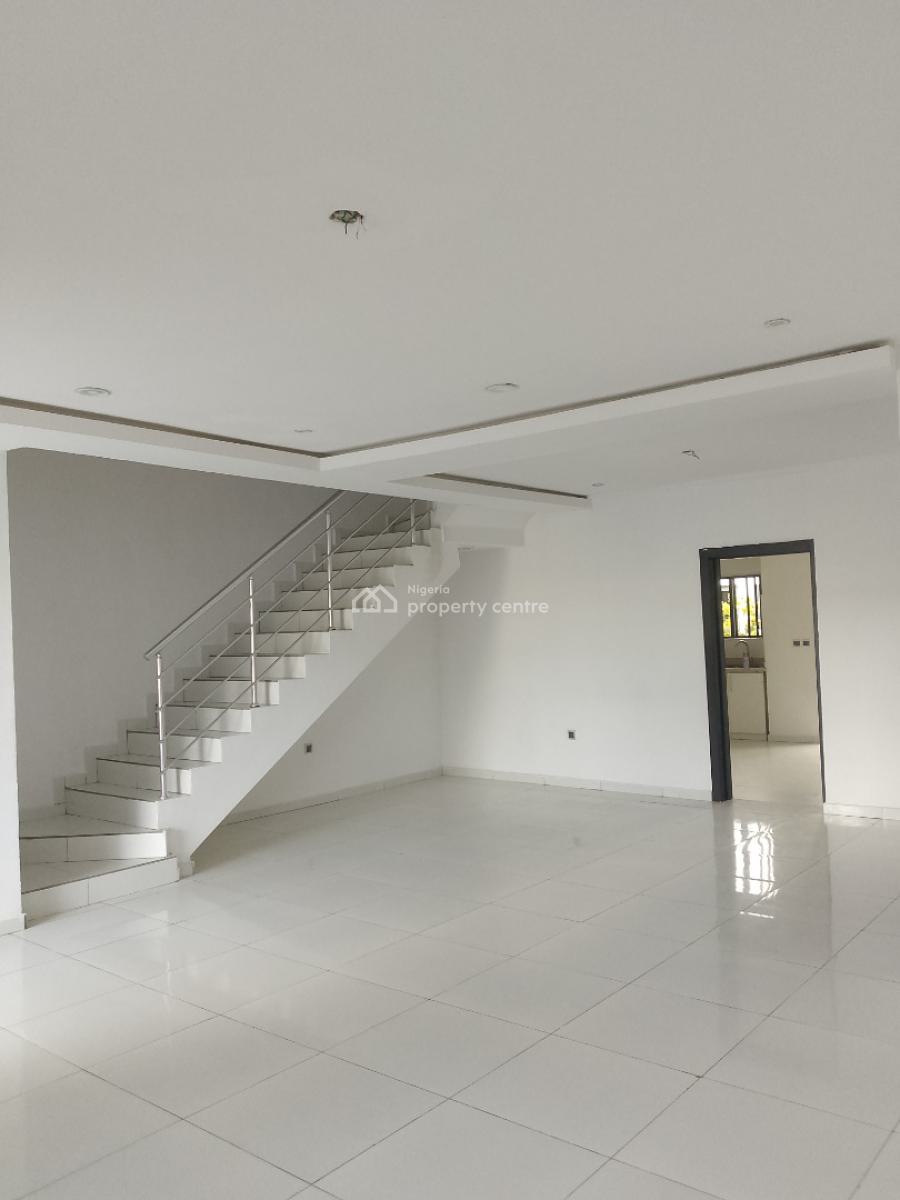 Very Spacious and Newly Out 3 Bedroom Terrace Duplex with Bq, Mobile Road, Ilaje, Ajah, Lagos, Terraced Duplex for Rent