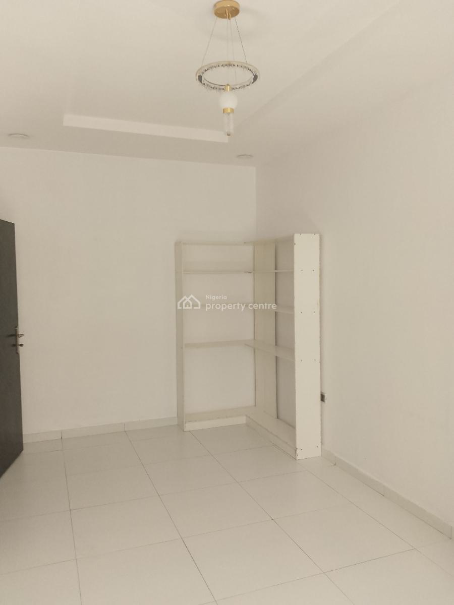 Very Spacious and Newly Out 3 Bedroom Terrace Duplex with Bq, Mobile Road, Ilaje, Ajah, Lagos, Terraced Duplex for Rent