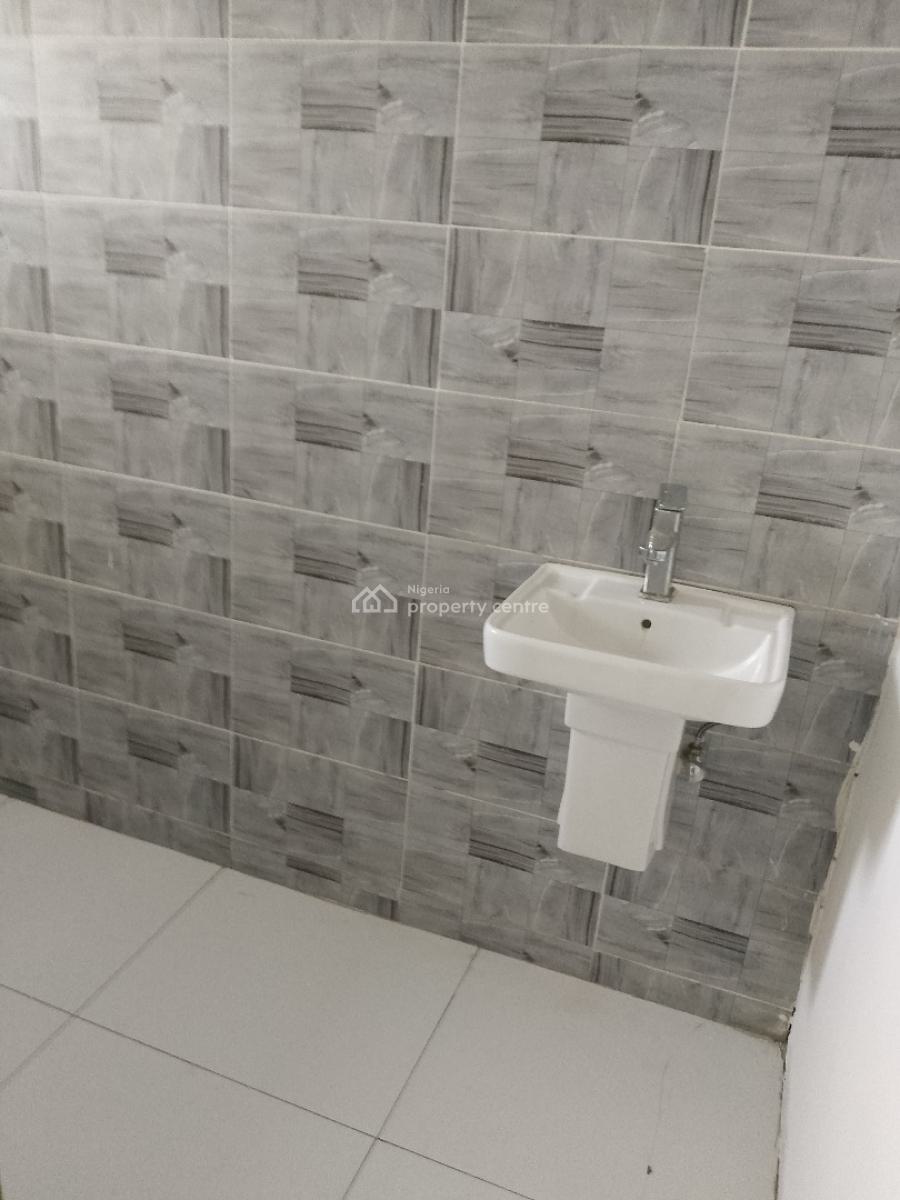 Very Spacious and Newly Out 3 Bedroom Terrace Duplex with Bq, Mobile Road, Ilaje, Ajah, Lagos, Terraced Duplex for Rent