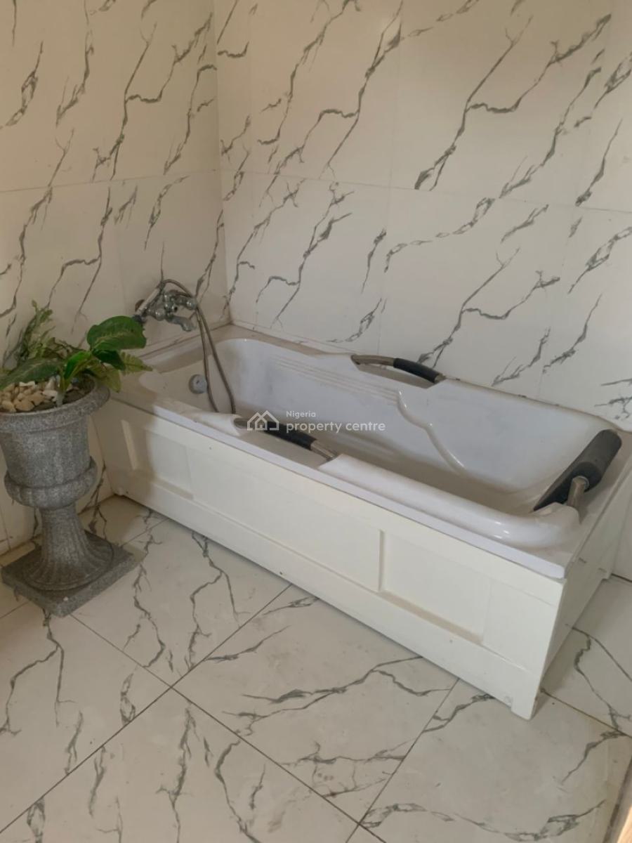 Serviced 5 Bedroom Detached Duplex with Inverter, Lekki, Lagos, Detached Duplex for Rent