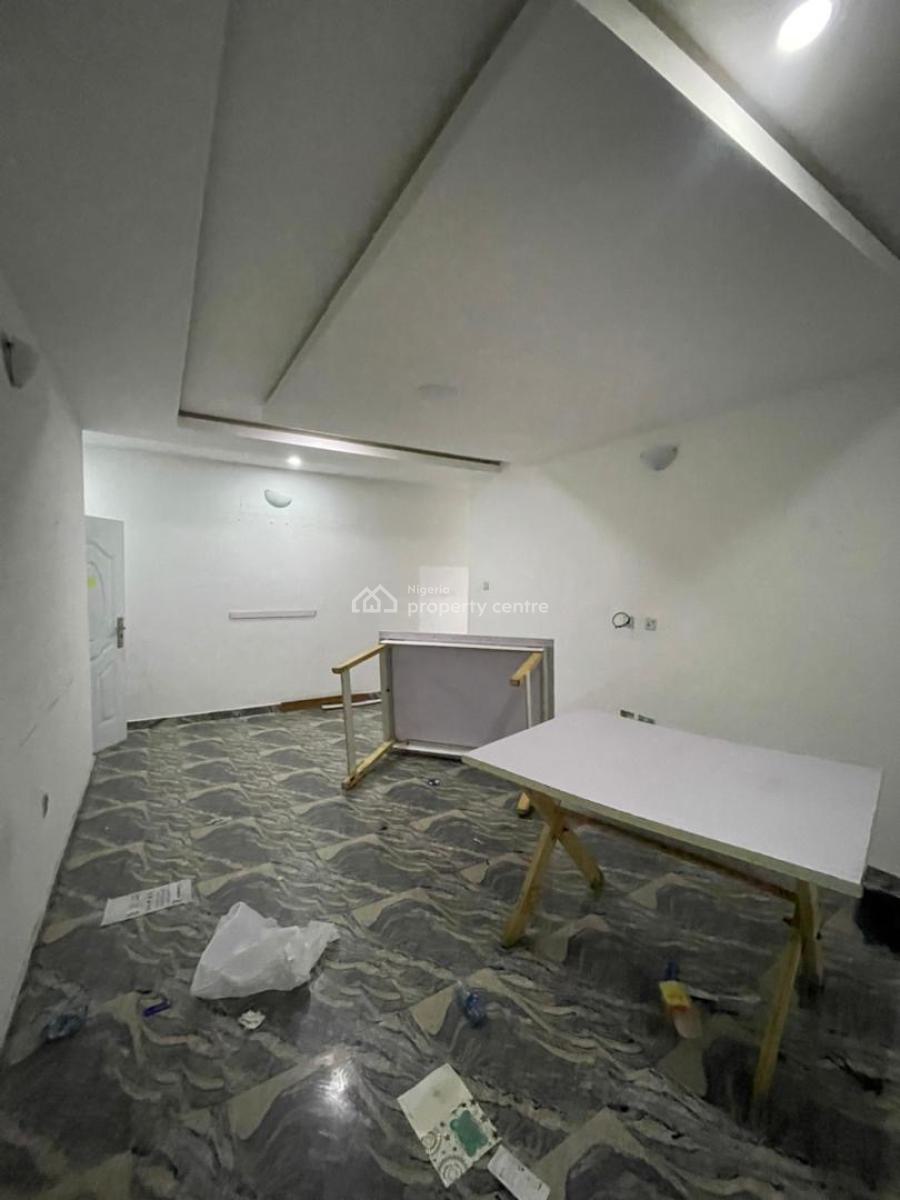 Standard 2 Bedroom Apartment, Ikota, Lekki, Lagos, Flat / Apartment for Rent