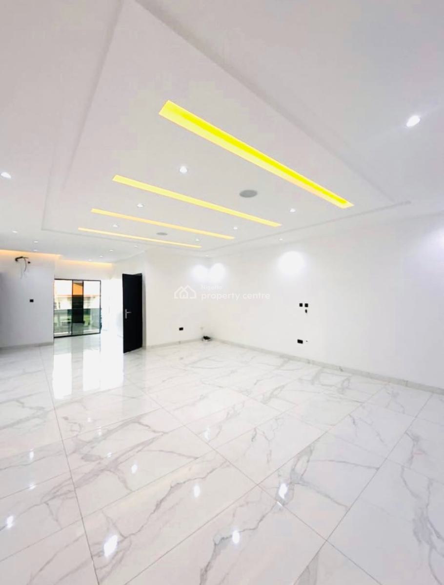 Luxury and Spacious 3 Bedroom Apartment Bq and Elevator, Lekki Phase 1, Lekki, Lagos, Flat / Apartment for Rent