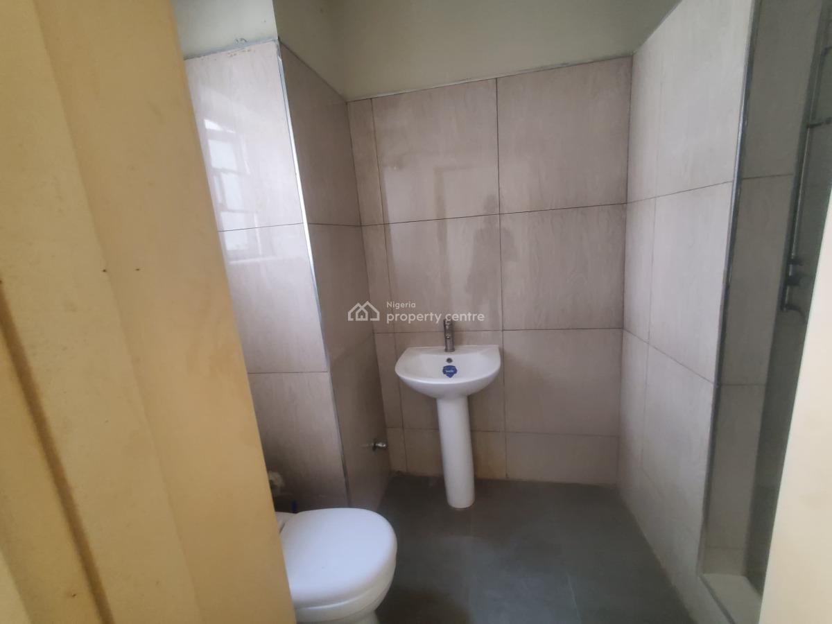 Fully Serviced 3 Bedroom Apartment, Megamound Lekky County Estate, Ikota, Lekki, Lagos, Flat / Apartment for Sale