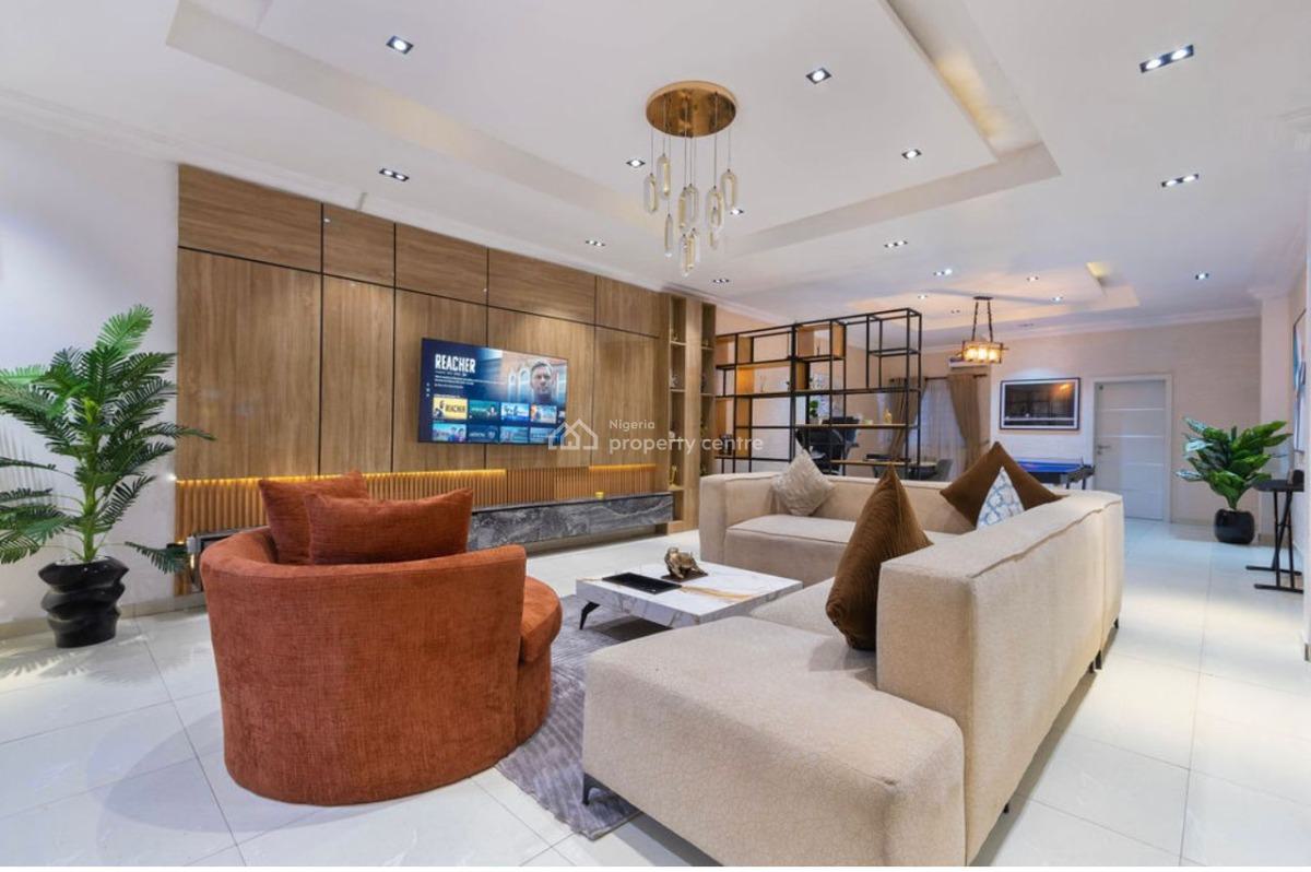 Luxurious and Cozy 3 Bedroom Apartment, Lekki Right, Maruwa, Lekki, Lagos, Flat / Apartment Short Let