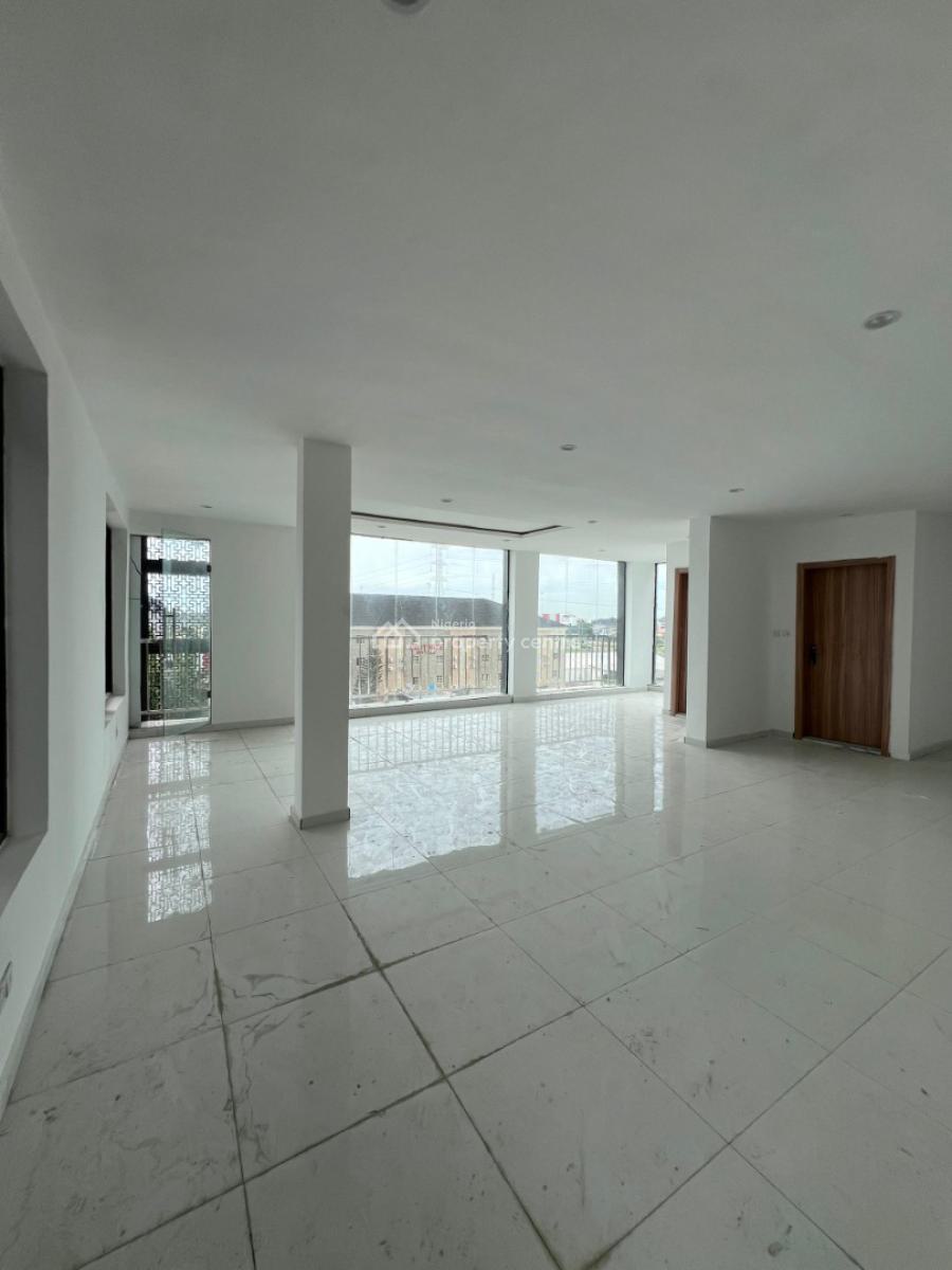 74sqm Shop / Office Space with 2 Personal Toilets, Lekki, Lagos, Office Space for Rent